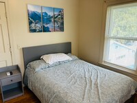 Building Photo - 7 Hope St