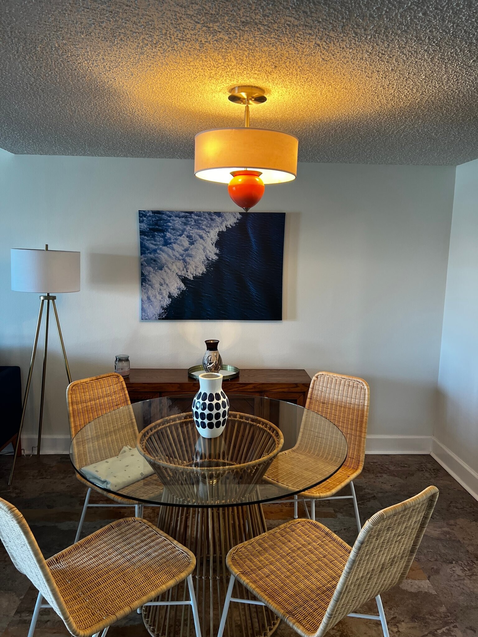 Building Photo - 7600 Sun Island Dr S