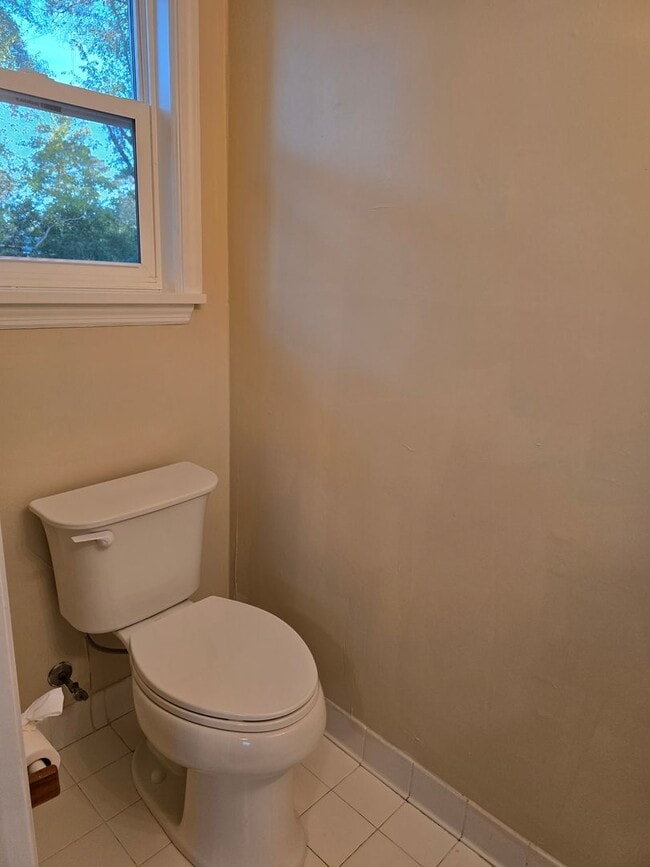 Building Photo - Renovated 3BR home in Sangaree