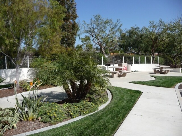 Building Photo - Jeffries Ranch Townhome