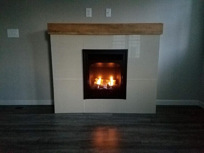 Building Photo - 364 Rock Springs Rd