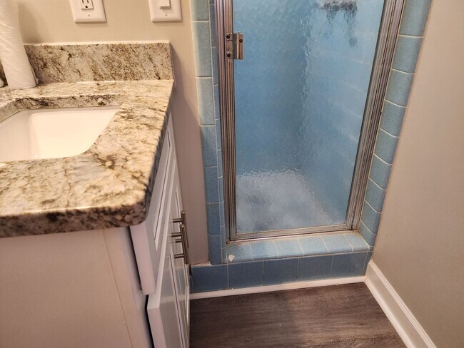 Building Photo - Remodeled Brick Rancher With a Screened Po...