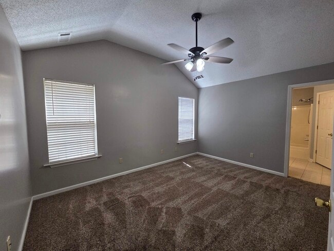 Building Photo - 7733 Shadowland Dr