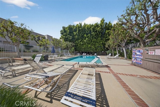 Building Photo - 15235 Magnolia Blvd