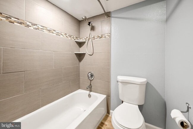 Building Photo - 3309 Wyndham Cir