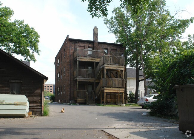 Building Photo - Cole Apartments