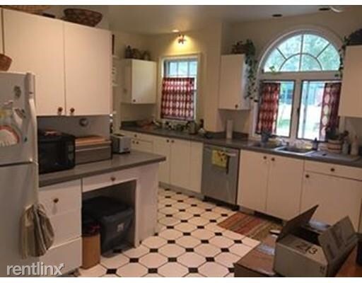 Building Photo - 2 br, 1 bath  - 59 Ackers Ave