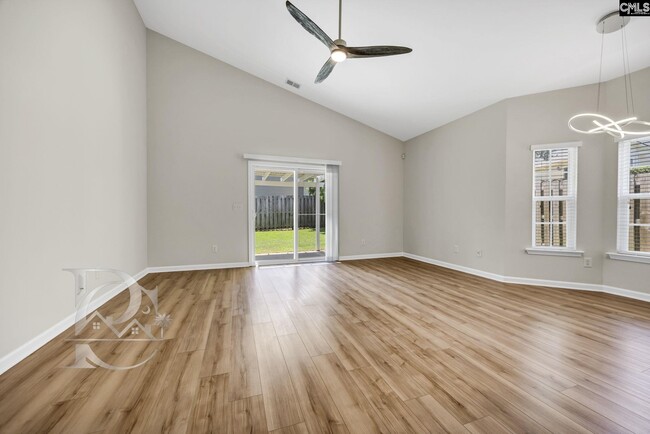 Building Photo - 1 Bouquet Ct