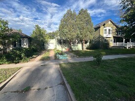 Front Exterior - 1420 N Wahsatch Ave