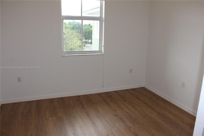 Building Photo - 11202 NW 83rd St