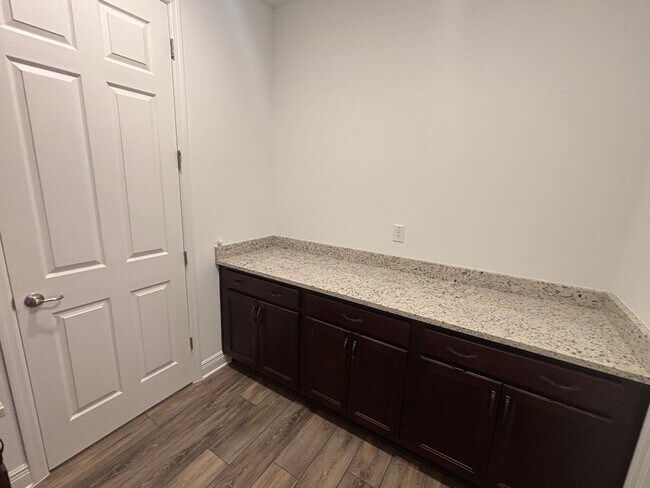 Building Photo - The best of the best in On Top of The World