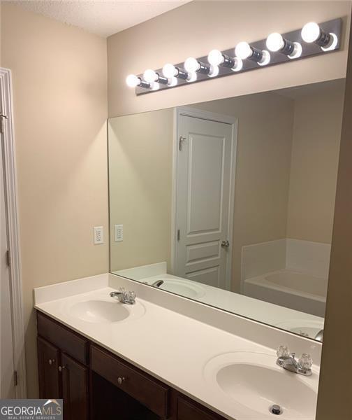 Building Photo - 3609 Silver Brooke Ln