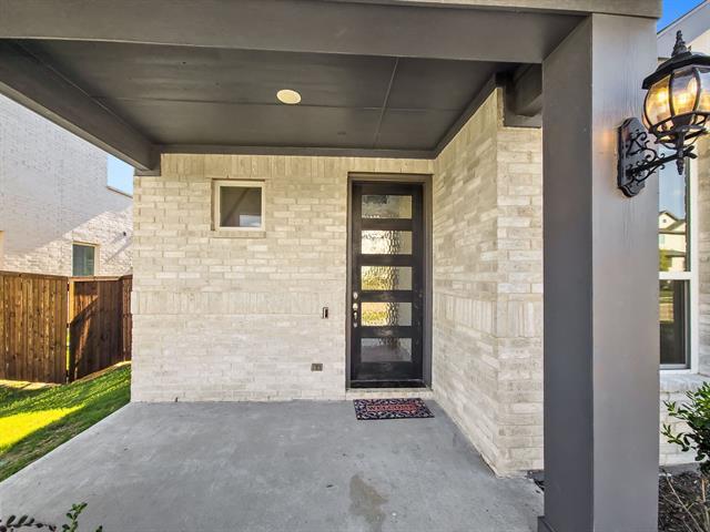 Building Photo - 10595 Downy Cup Dr