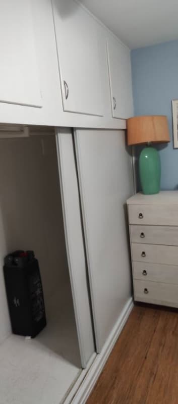 Building Photo - 536 W 39th St