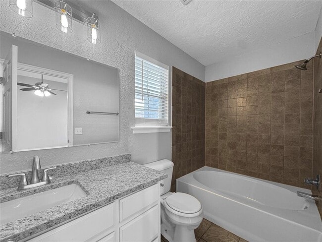 Building Photo - 4917 SE 89th Terrace