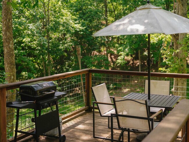 Building Photo - 10583 Two Girls Ln