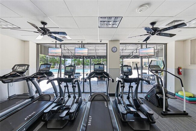 Building Photo - 3301 Bayshore Blvd