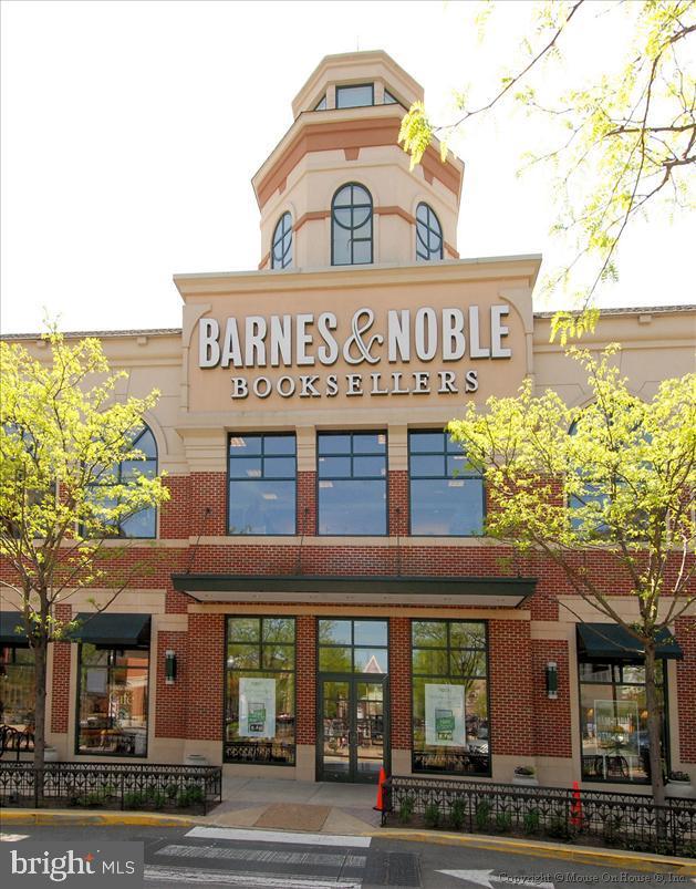 Building Photo - 2500 Langston Blvd.