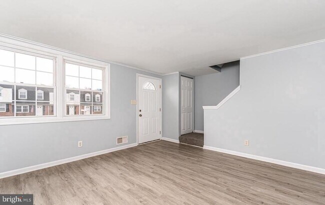Building Photo - 2020 Dineen Dr