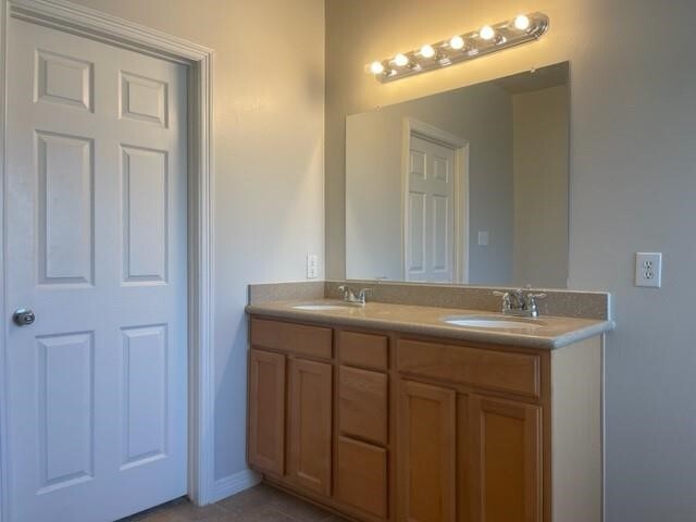 Building Photo - 4023 Jade Cove Ln