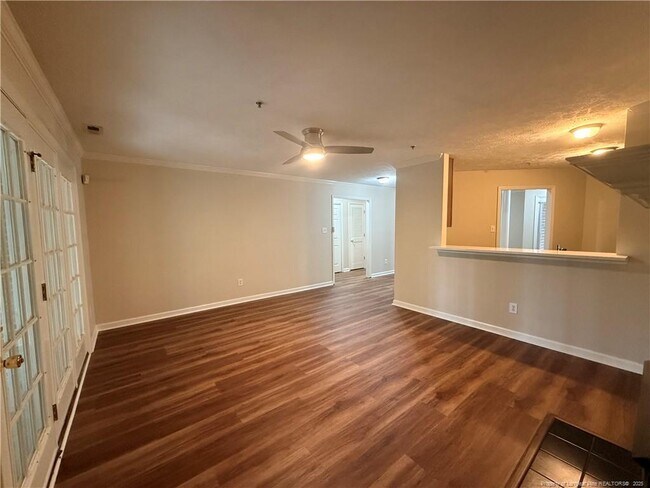 Building Photo - 412 Bubble Creek Ct