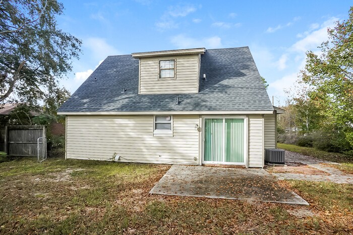 Building Photo - 1911 Neptune Dr