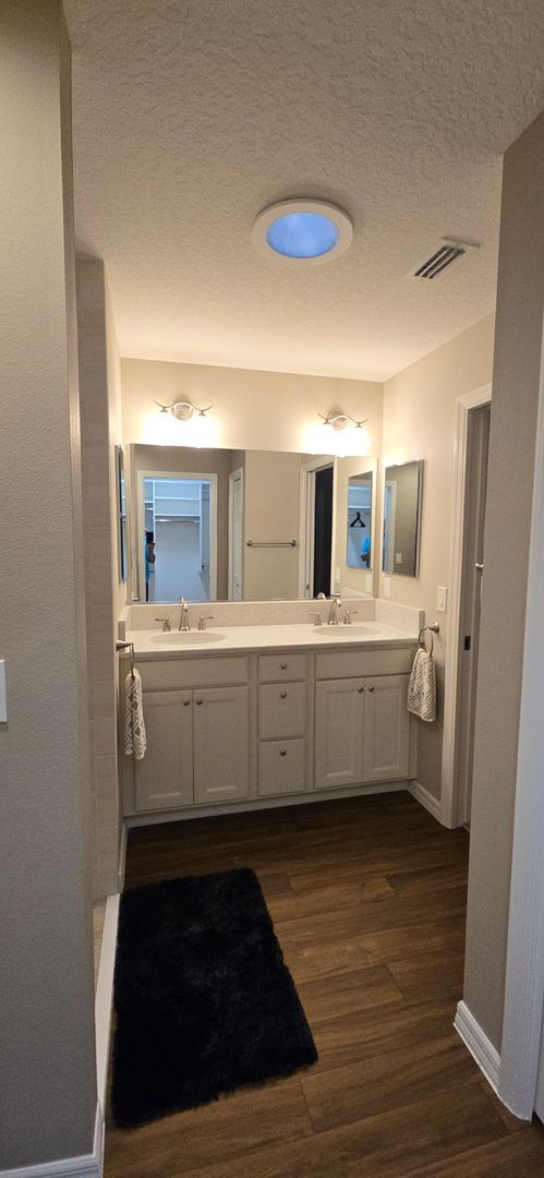 Building Photo - 5828 Tupelo Ter