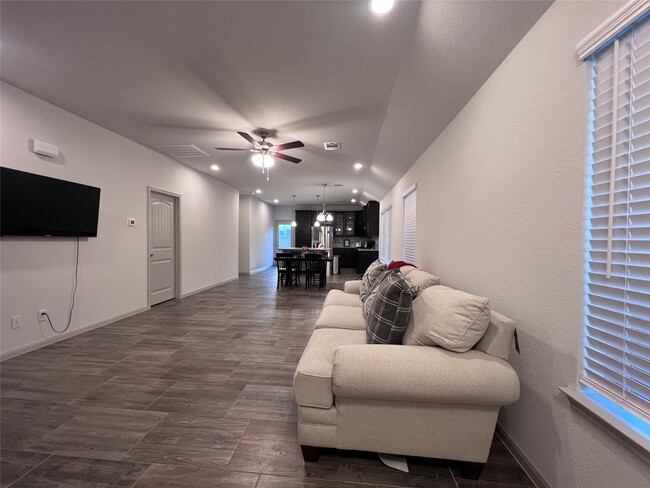 Building Photo - 7971 Tuscan Cypress Dr