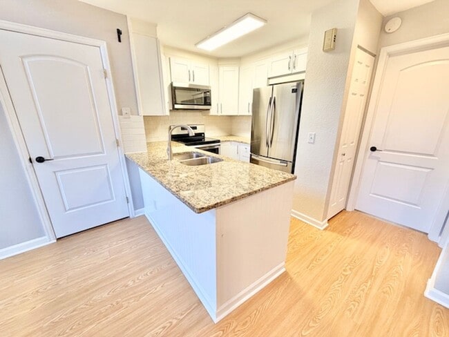 Building Photo - 2917 W 81st Ave