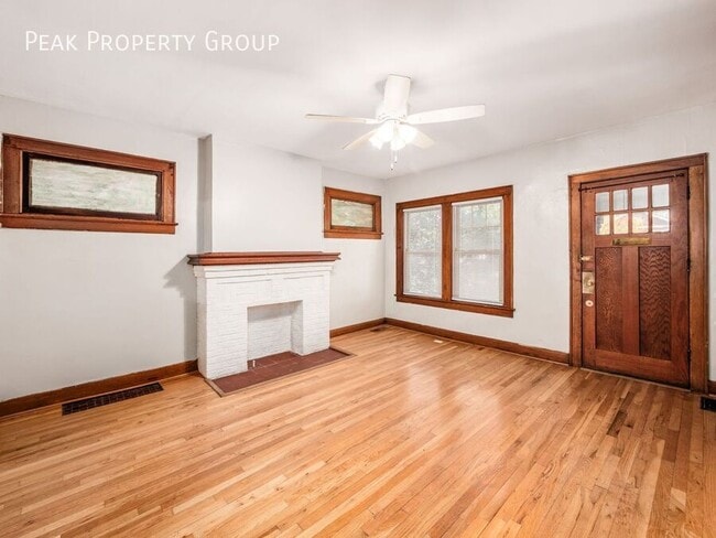 Building Photo - 1425 Northwest Blvd