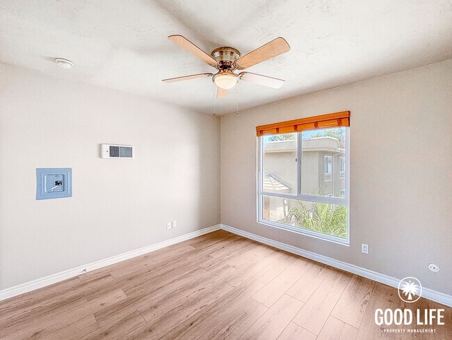 Building Photo - SD: Charming 2BD/1BA 2nd Floor Condo in El Cajon W/ A/C Unit, W/D, & 2 Reserved Parking Spots!