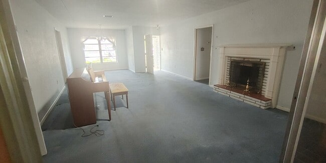 Building Photo - EB JV Jared 107