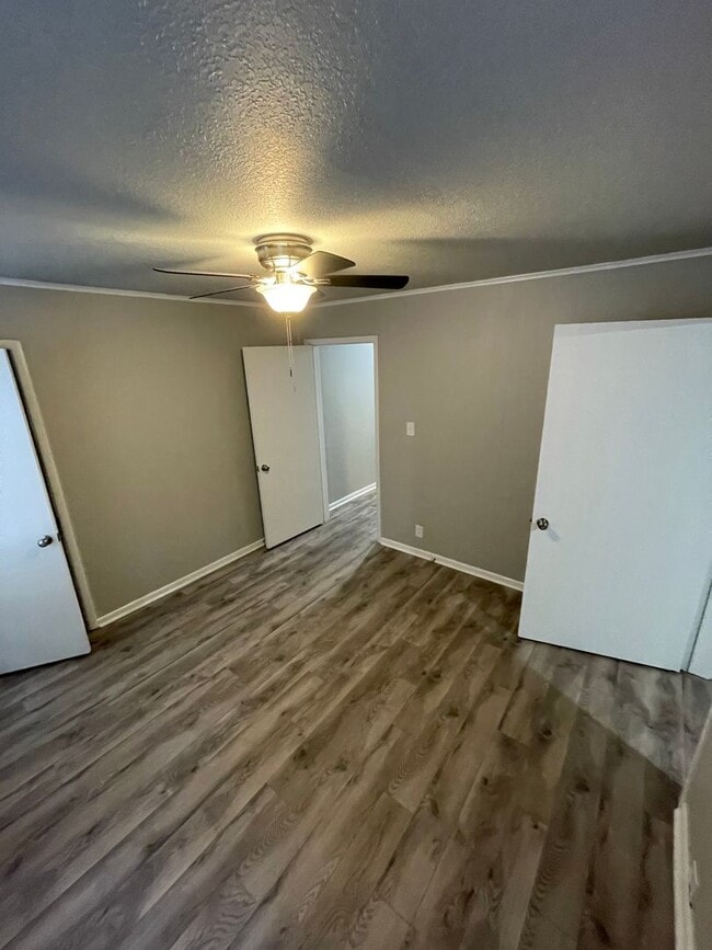 Building Photo - 620 Clifton Ct