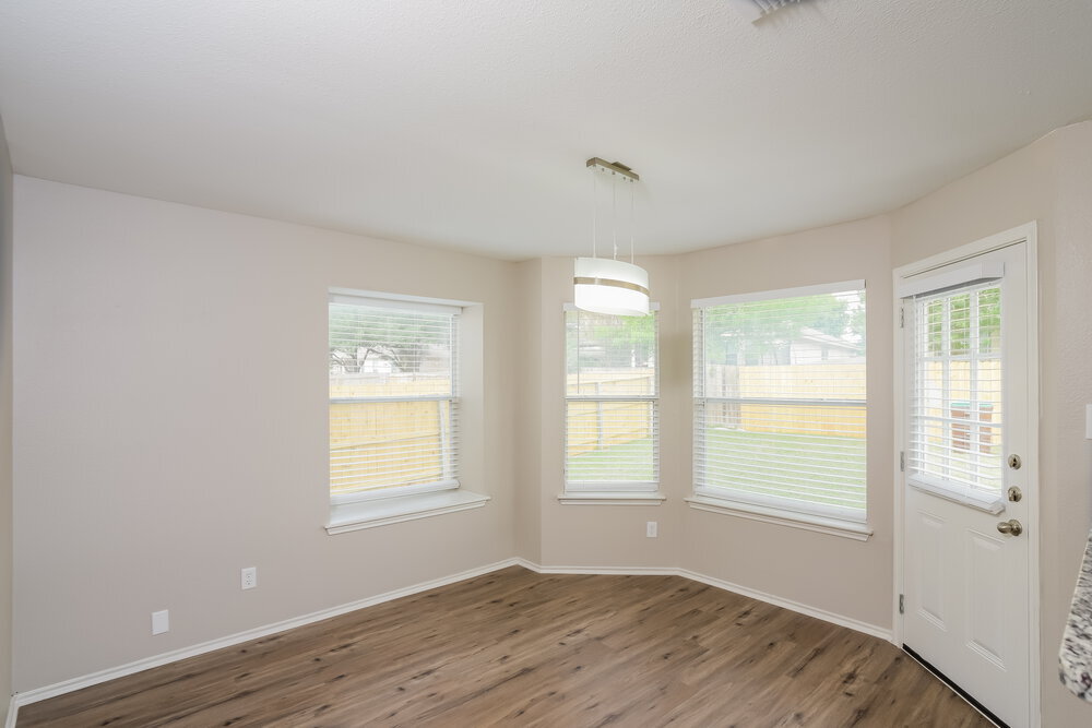 Building Photo - 9941 Pony Spur