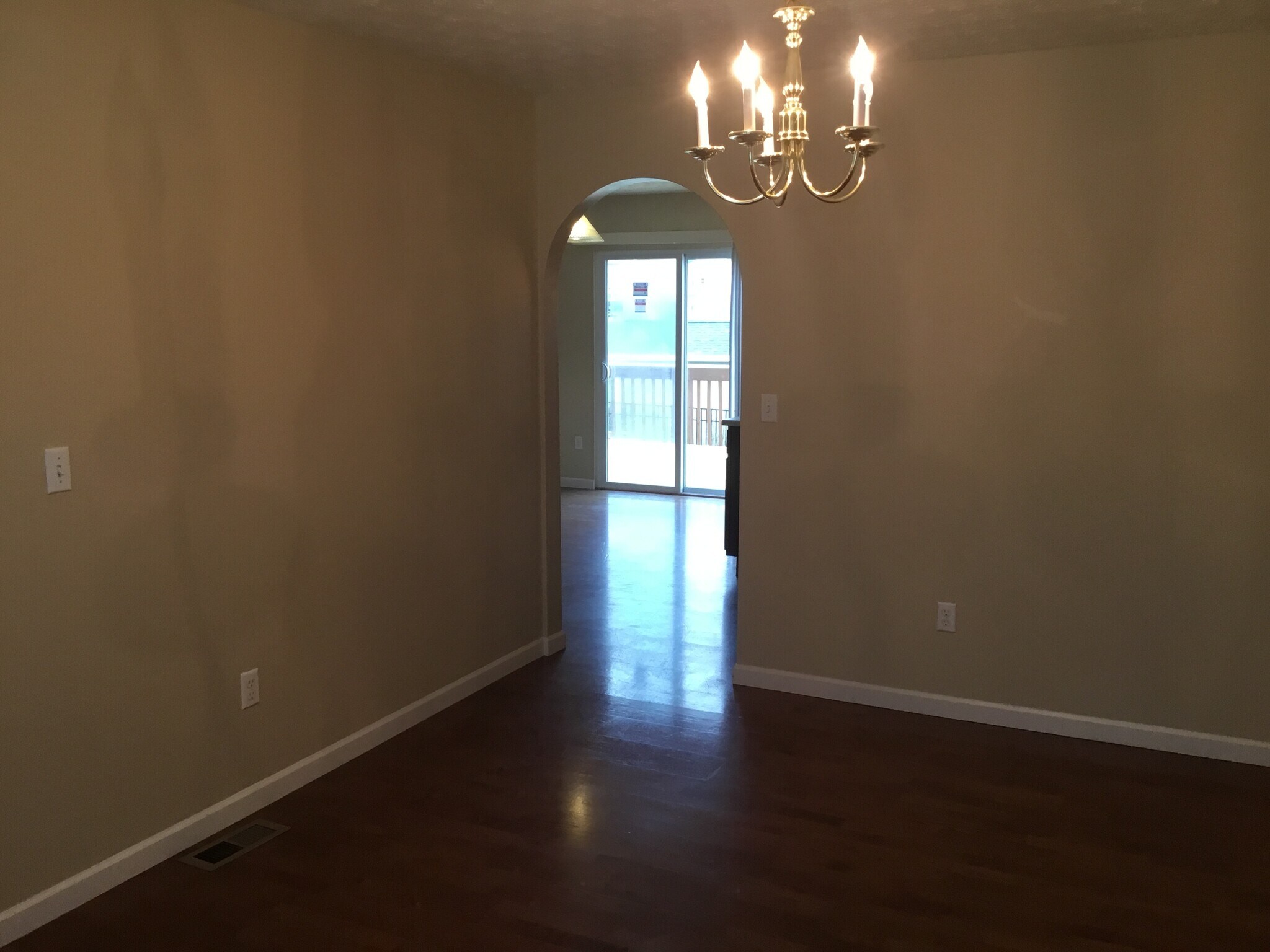 Building Photo - 7648 Harwood Ct