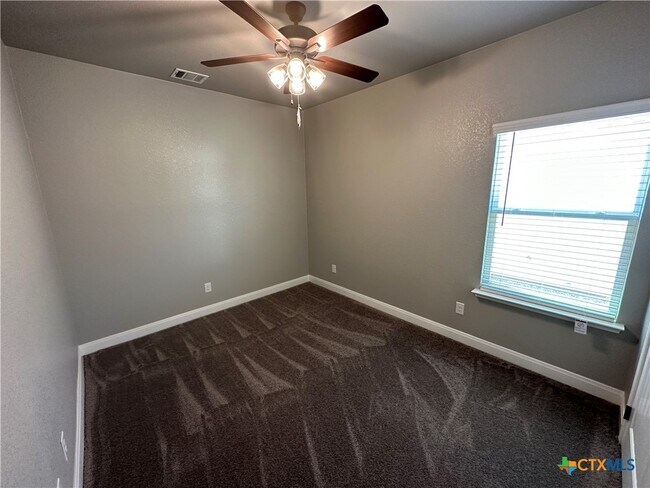 Building Photo - 1423 Curlew Ln