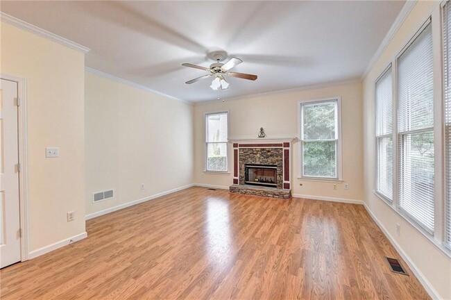 Building Photo - 3615 Ansley Park Dr