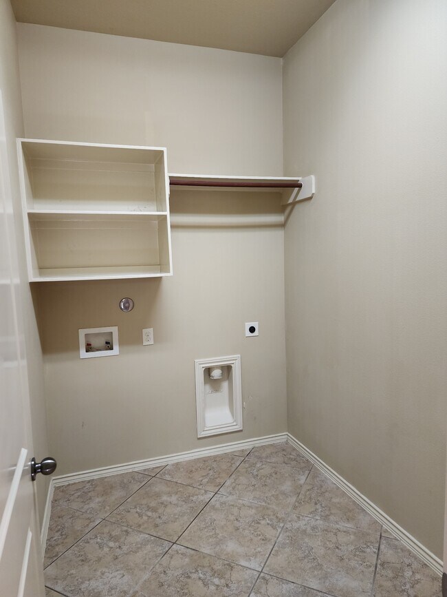 Building Photo - 16331 Gentle Slope Ln