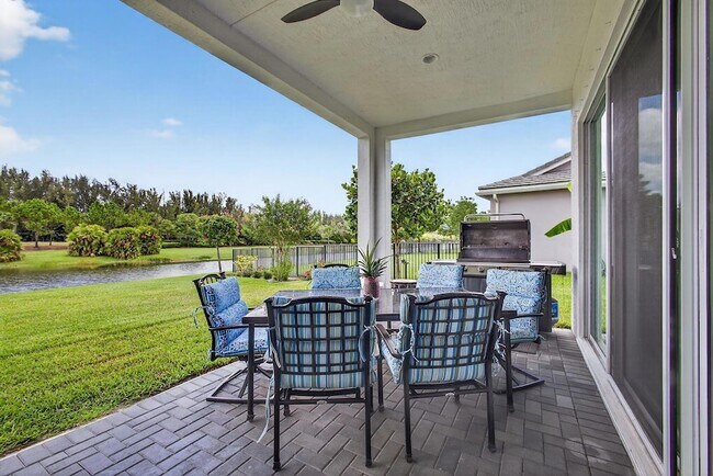 Building Photo - 15953 Whippoorwill Cir