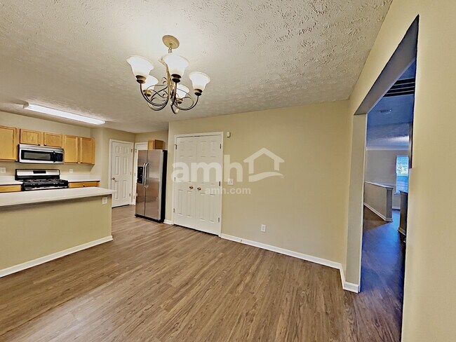 Building Photo - 315 Westminster Dr