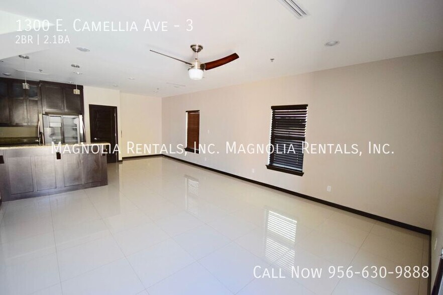 Building Photo - 1300 E Camellia Ave