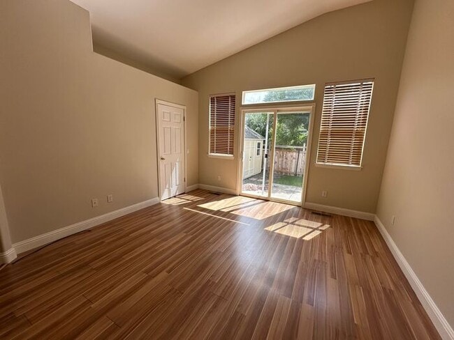 Building Photo - 7449 Ambush Cir