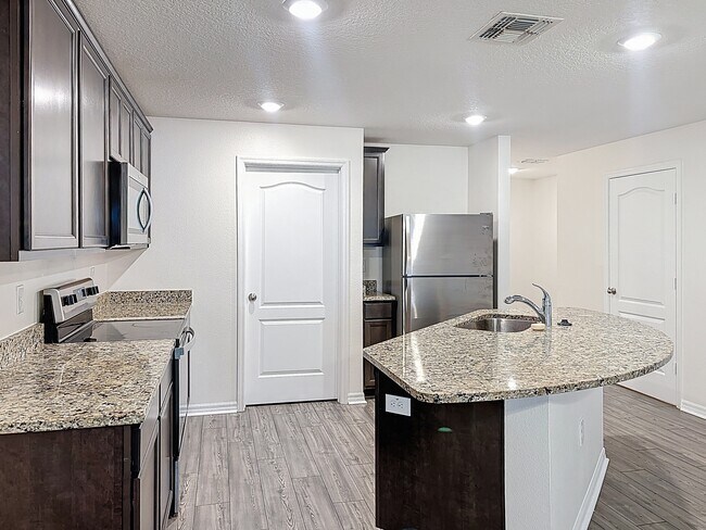 Building Photo - 5426 Companion Ln