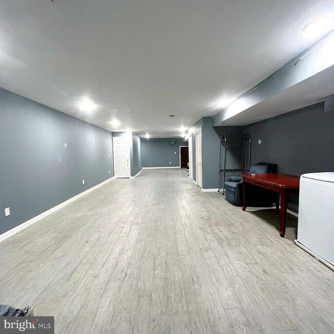 Building Photo - 1306-8 N Carlisle St