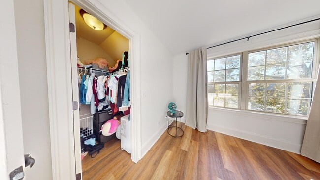 Building Photo - Asheton Lakes