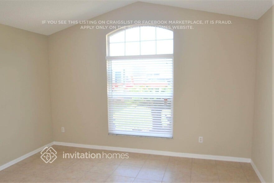 Building Photo - 2688 Crater Ct