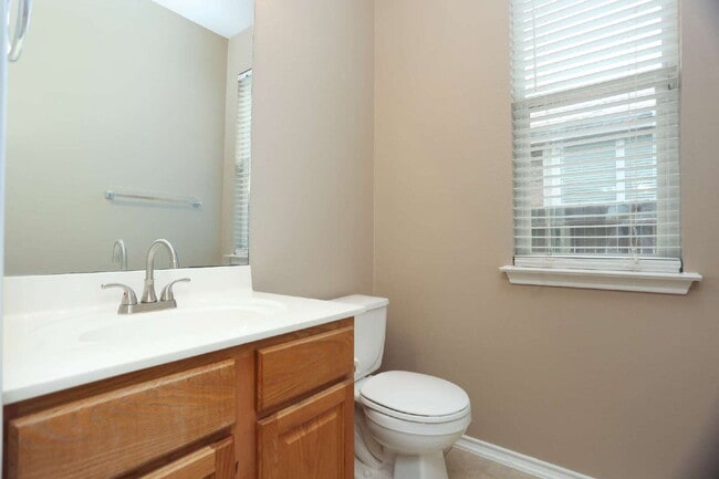 Building Photo - 14514 Redwood Valley