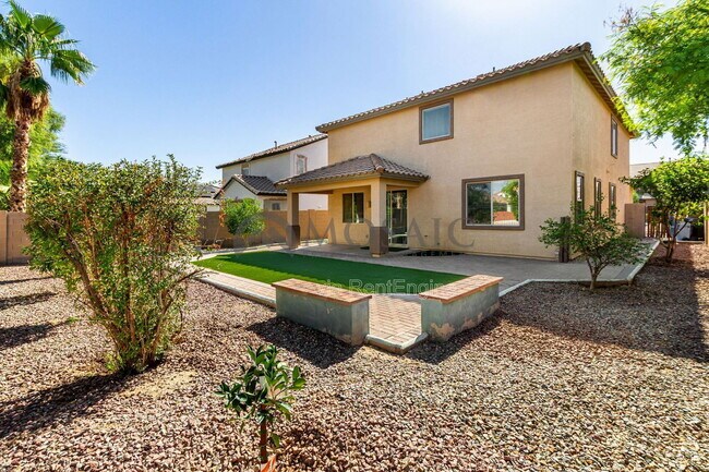 Building Photo - 904 E Euclid Ave