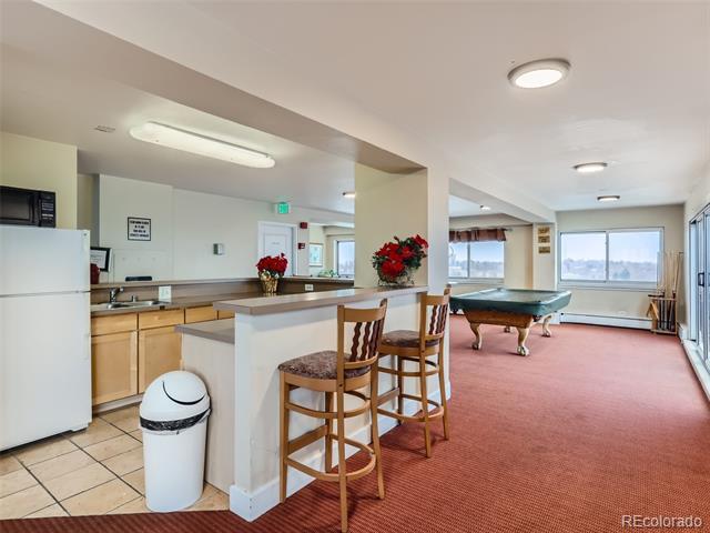 Building Photo - 1029 E 8th Ave