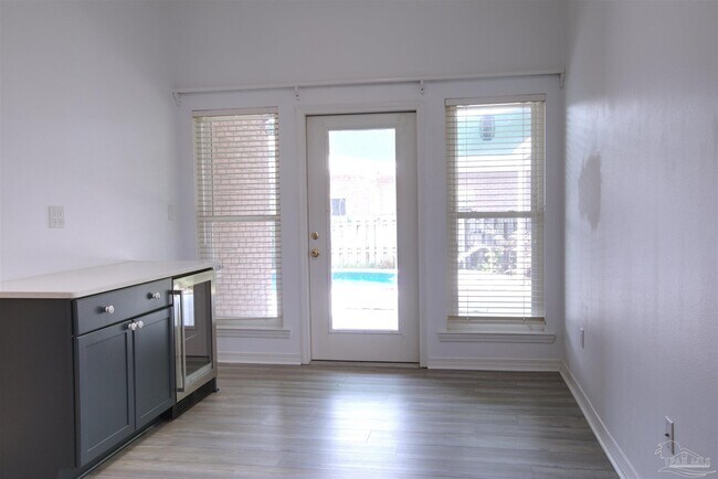 Building Photo - 4025 Teal Way